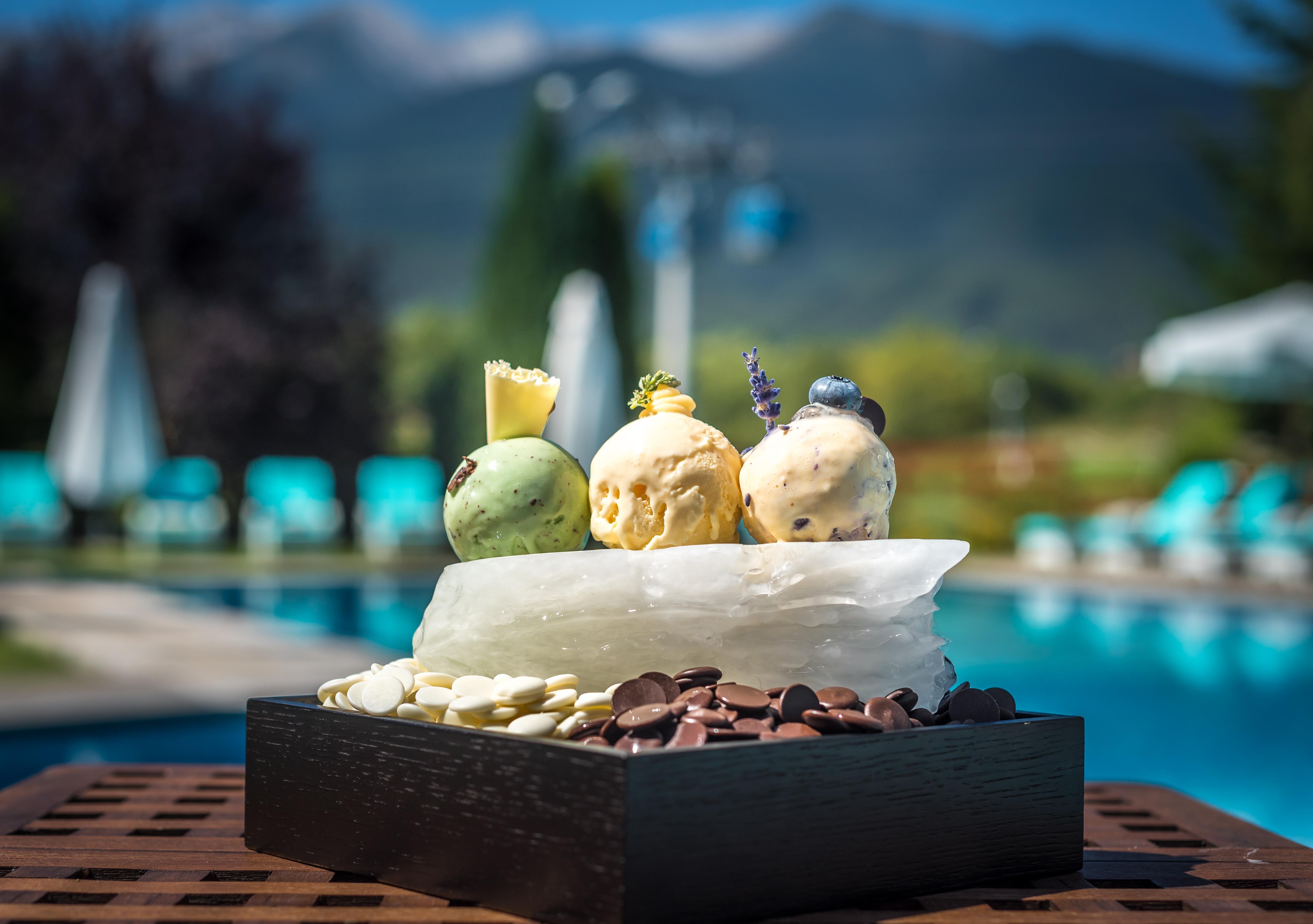 Kempinski Hotel Grand Arena Bansko Eksteriør bilde Ice cream